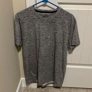 Hollister T-Shirt